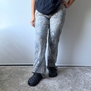 Refrain Los Angeles camo print midrise jeans